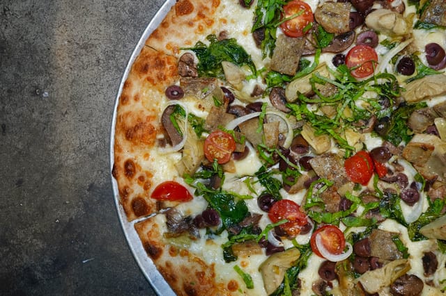 12" Veggie Pie.