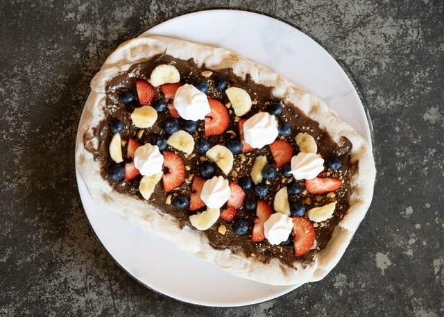 Nutella WH Original Dessert Pizza.
