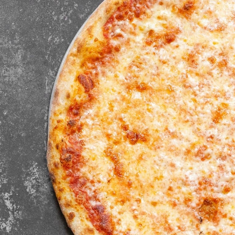 Savor Your Lunch with Us