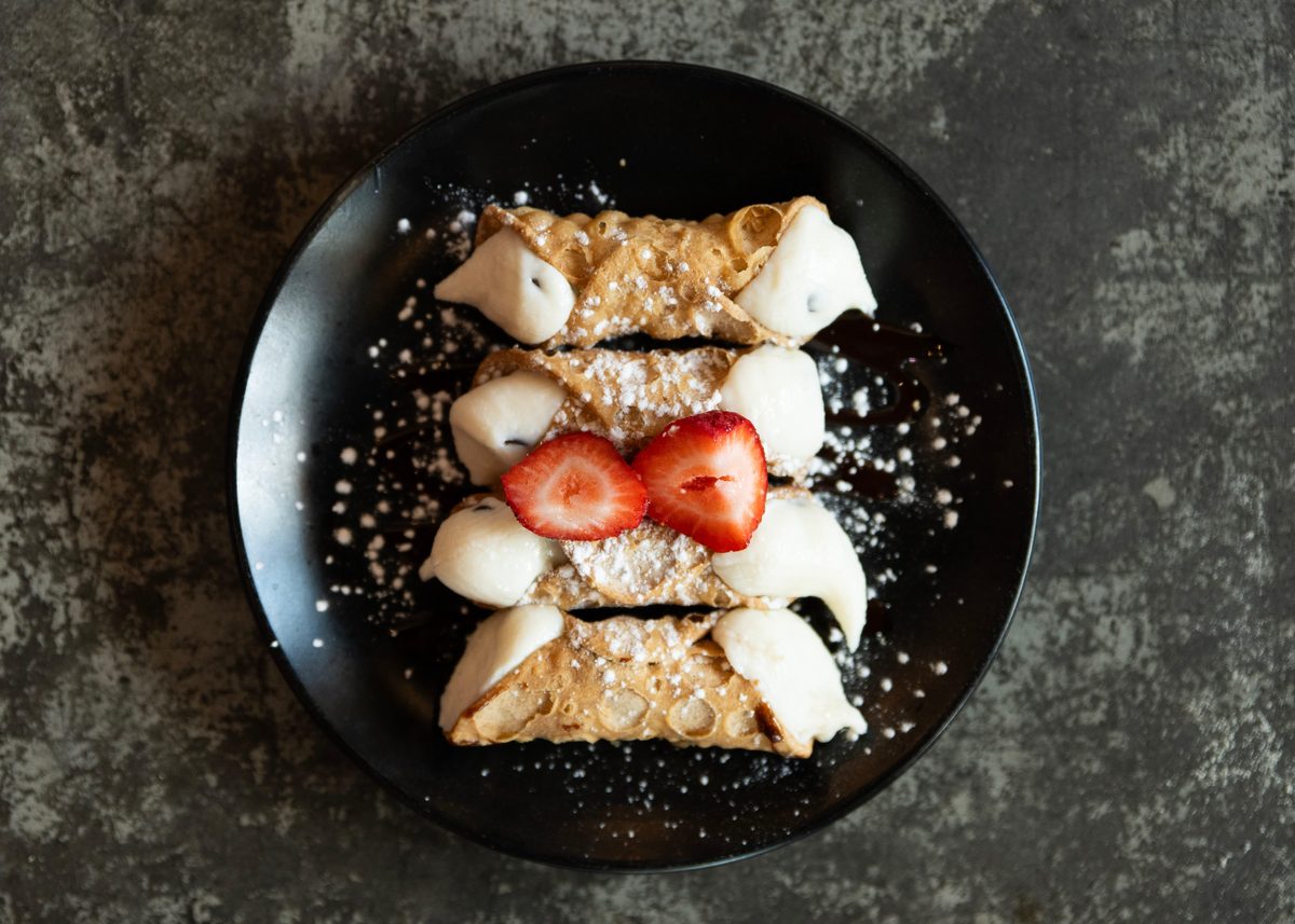 Mini Cannolis (4)