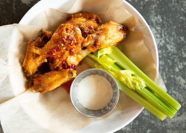 6 Pc Hot Calabrian Chili & Honey Wings